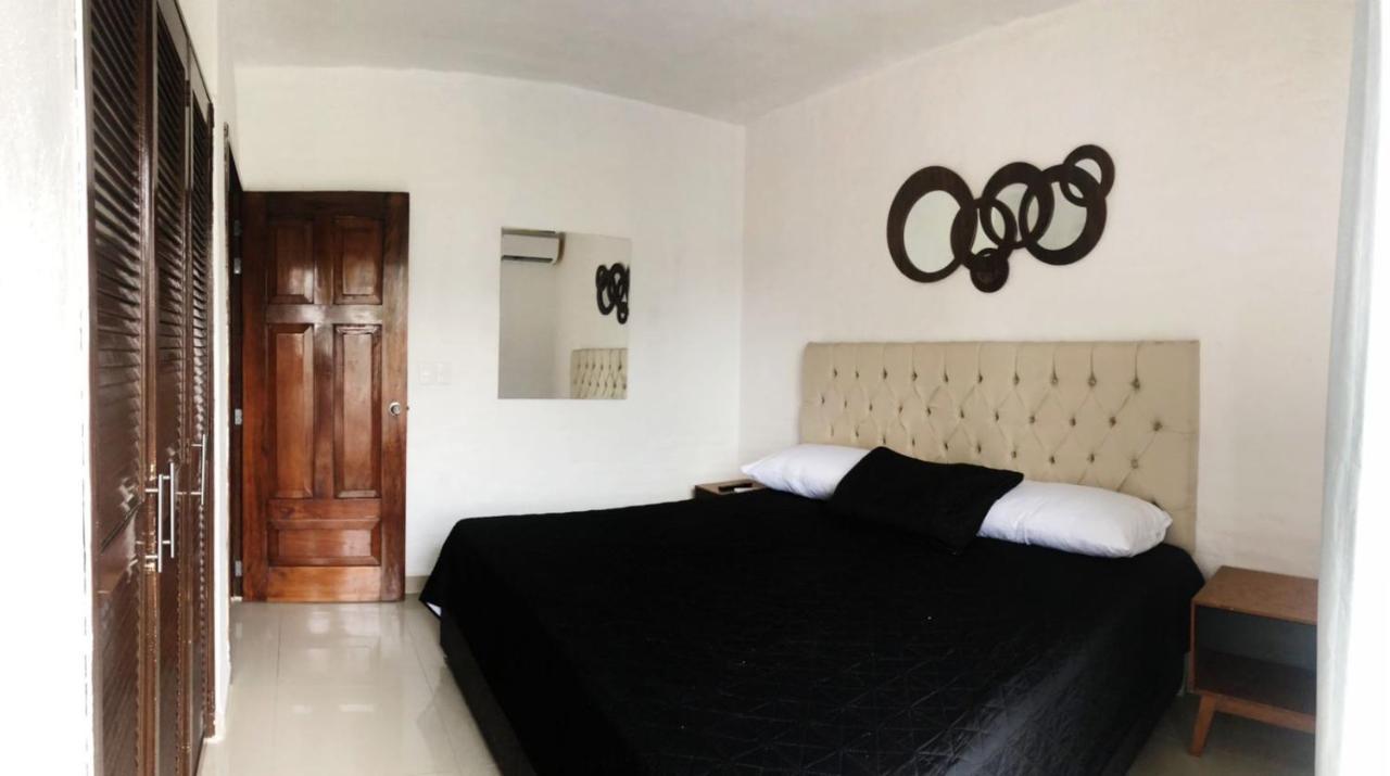 מנסניו Hermoso Condominio Suites Las Palmas Con Alberca מראה חיצוני תמונה