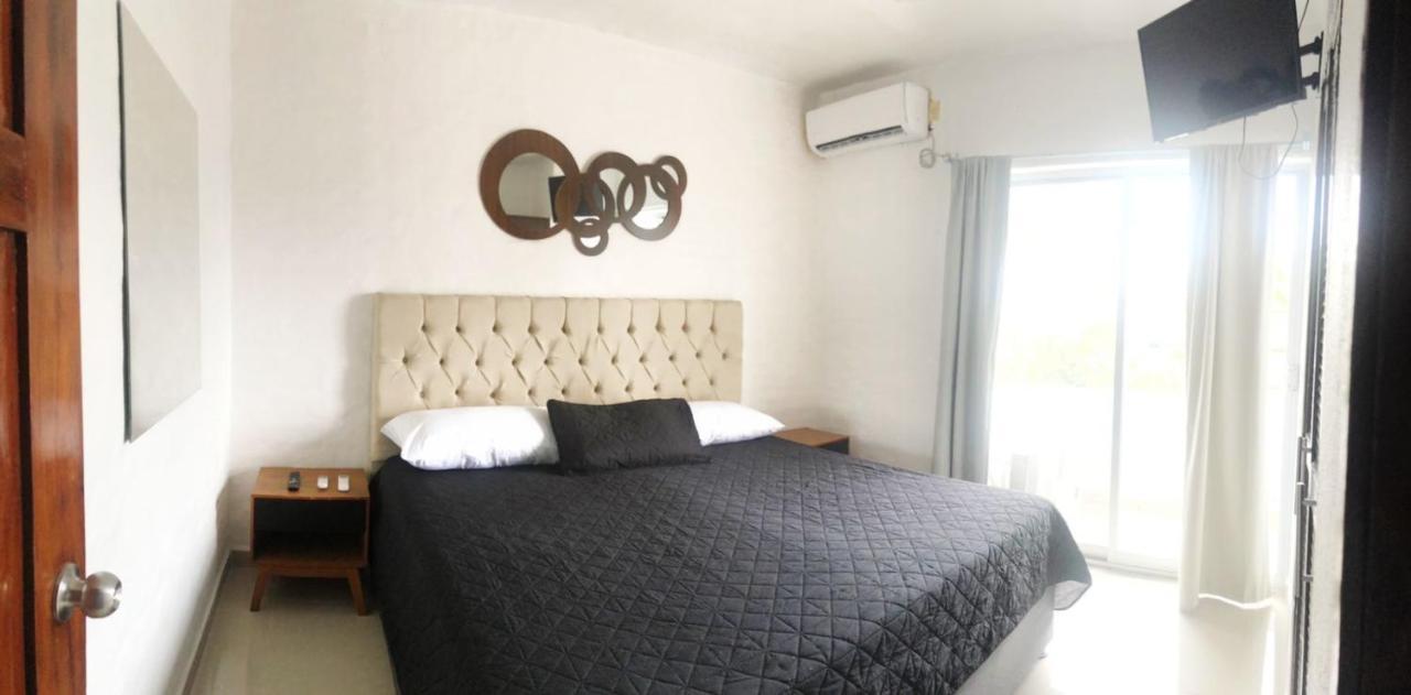 מנסניו Hermoso Condominio Suites Las Palmas Con Alberca מראה חיצוני תמונה